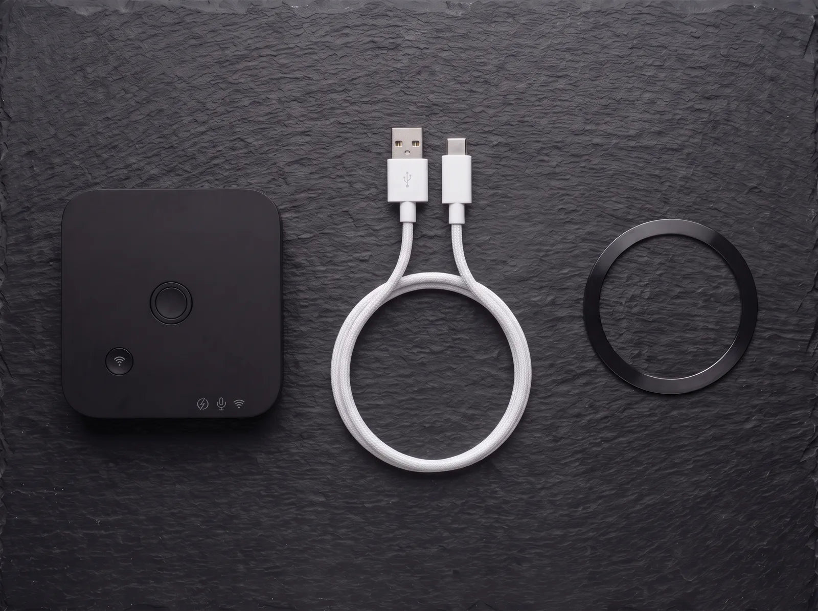 Cube AI voice recorder for iPhone with USB-C cable and MagSafe magnetic ring